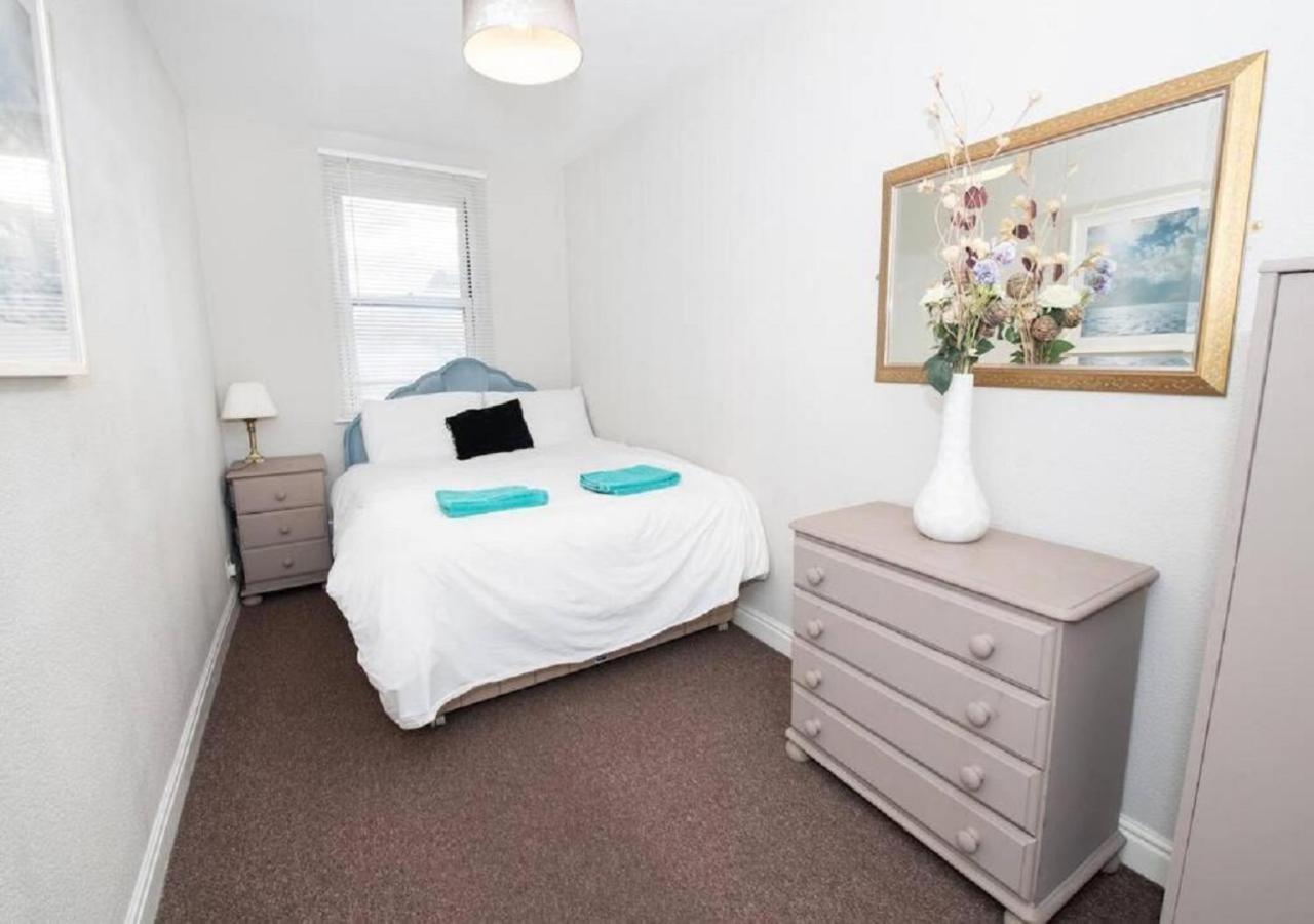 Cormorant - Beautiful 2 Bed Apartment With Sea Views Old Town Scarborough Exterior photo